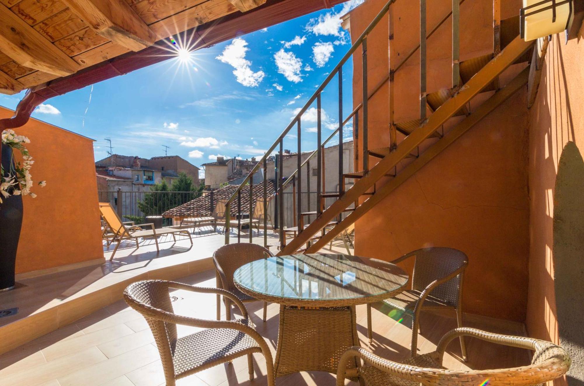 Rey Mundo Hotel Munebrega Exterior photo